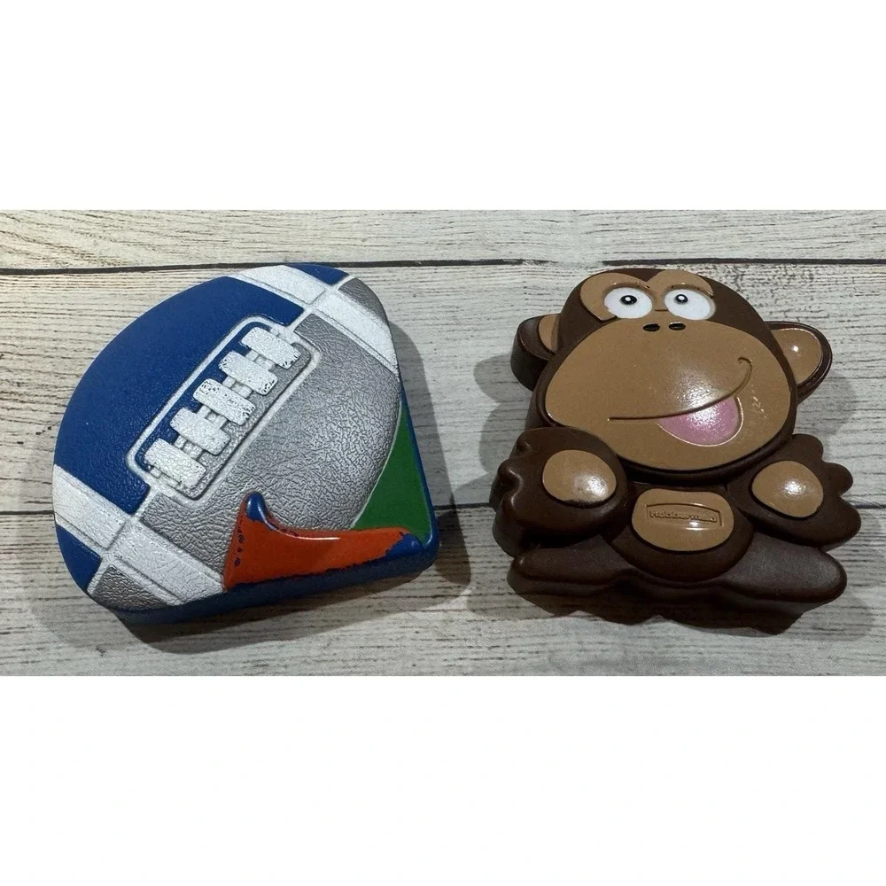 2 Vintage Reuseable Novelty Ice Packs Munchkin Football Rubbermaid Monkey TubH9